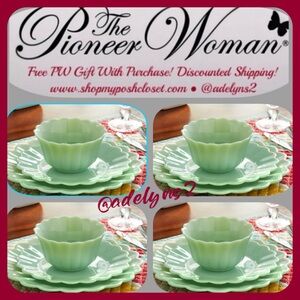 🌺 12-Piece Set 🌺 New Pioneer Woman Timeless Treasures Milkglass Jade Dinnerware
